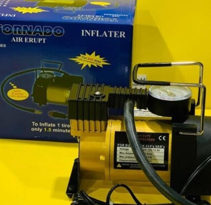 پمپ باد فندکی خودرو Trnado مدل Ac580